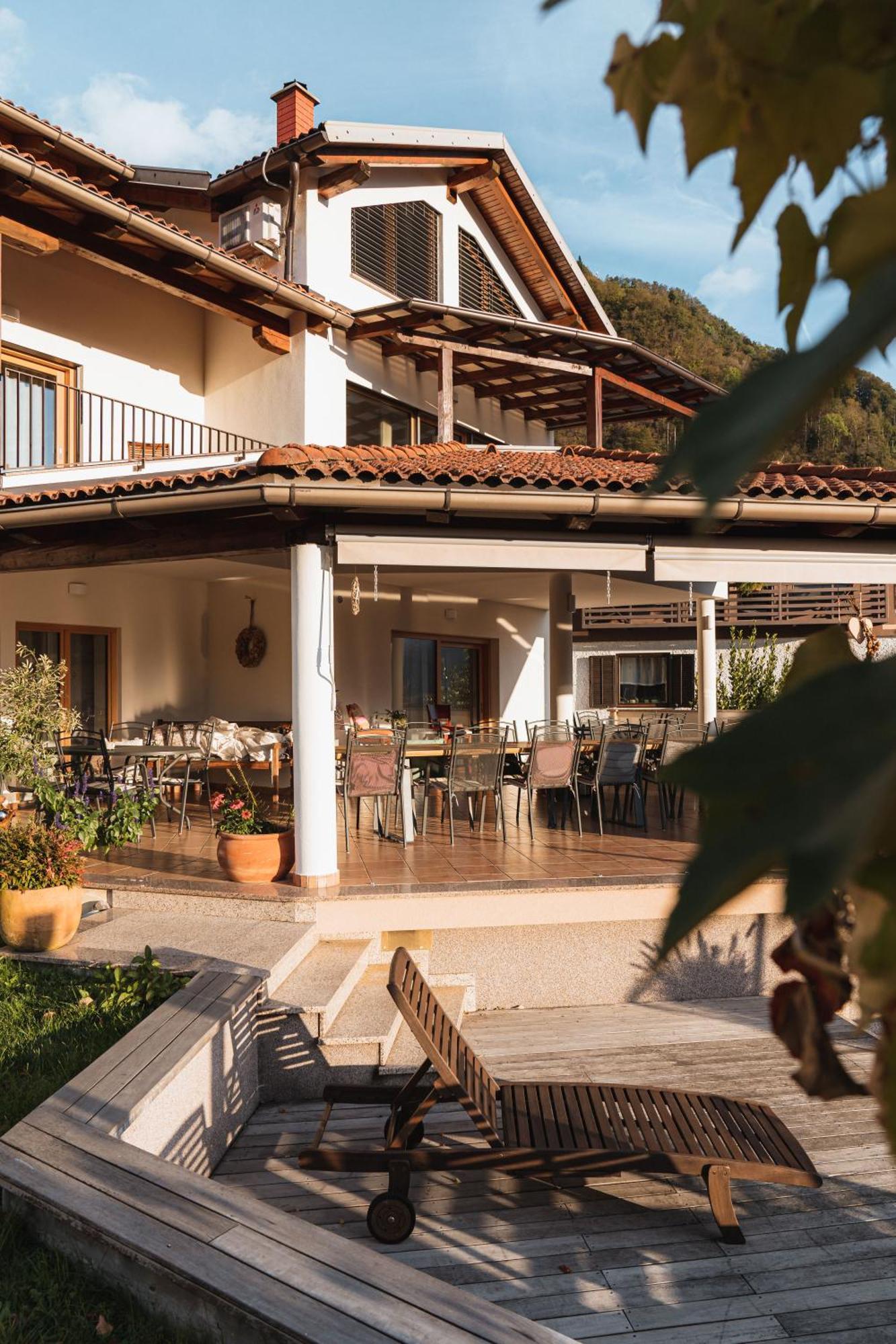 Hotel Penzion Kobala Tolmin Exterior foto