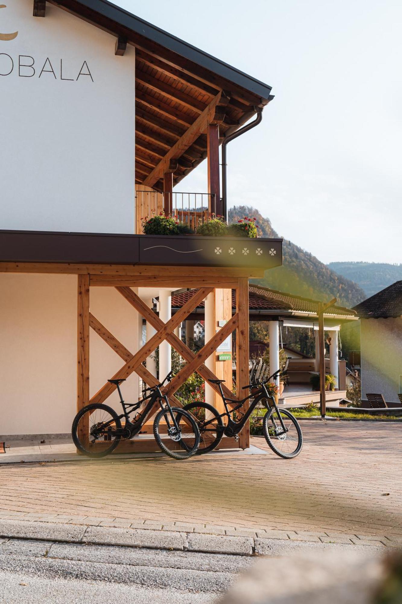 Hotel Penzion Kobala Tolmin Exterior foto